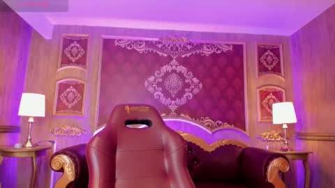       -  - online show from 02/11/25, 09:42