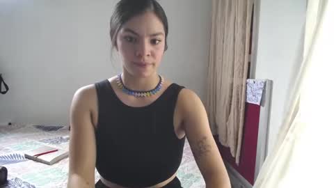 moon1 online show from 10/27/25, 08:02