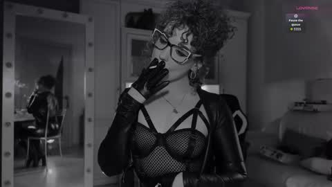 Miss Nelly online show from 03/14/26, 09:53