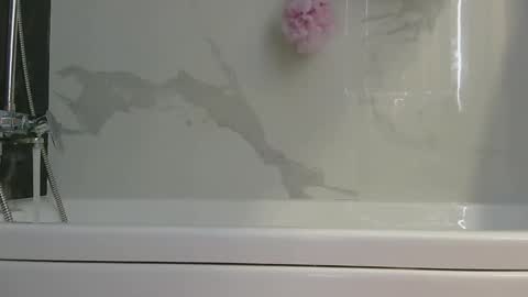 Olivia online show from 02/08/26, 06:44