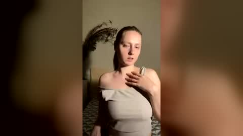 Olivia online show from 07/10/26, 07:27