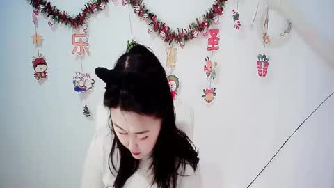 Snapshot of sun_yummy chatting on 12/22/24, 05:12 Lucis online show from 12/22/24, 05:12