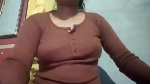 Snapshot of sunali_jain03 chatting on 05/25/26, 01:39 sunali_jain03 online show from 05/25/26, 01:39