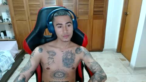 Sebastin online show from 06/15/26, 07:05