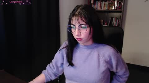 Snapshot of sunflower_uwu chatting on 06/29/26, 03:02 violetta online show from 06/29/26, 03:02