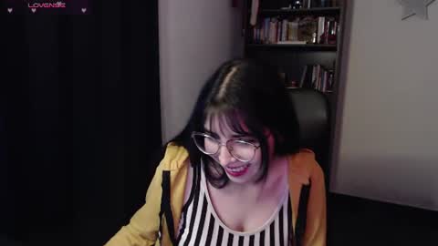 Snapshot of sunflower_uwu chatting on 07/02/26, 12:54 violetta online show from 07/02/26, 12:54