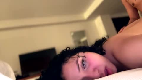 Sofie online show from 02/13/25, 10:02