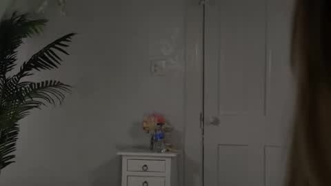 sunluscious online show from 01/11/26, 02:11