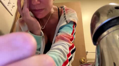 sunnbabe92485 online show from 09/17/25, 12:40