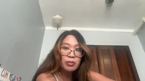 sunneeshellee online show from 06/24/26, 10:42