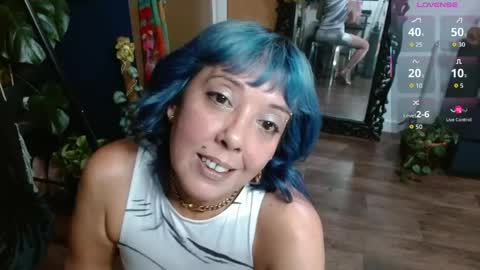 Snapshot of sunni_hottie chatting on 05/24/26, 02:05 Sunni Knight online show from 05/24/26, 02:05