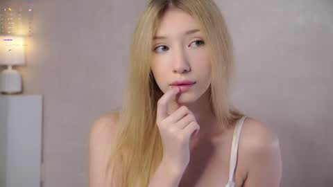 Lily online show from 05/24/26, 02:44