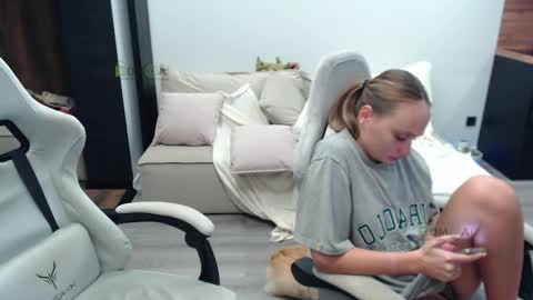 Alice and Sergey online show from 10/15/25, 07:47