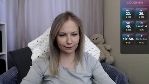 Naomi online show from 02/08/26, 06:39