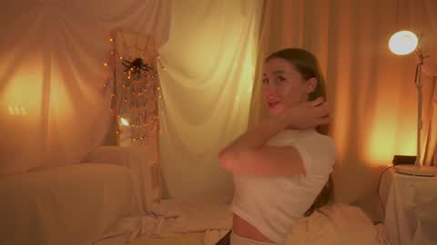 Maria online show from 11/21/25, 10:41