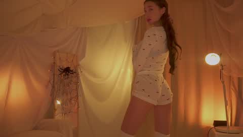 Maria online show from 11/22/25, 08:30