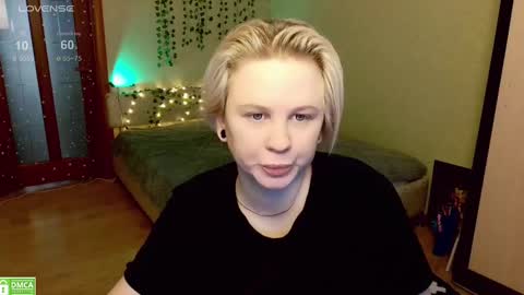 sunny mood online show from 12/14/24, 07:07