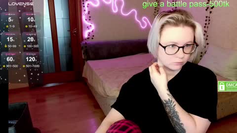 sunny mood online show from 01/20/25, 03:15