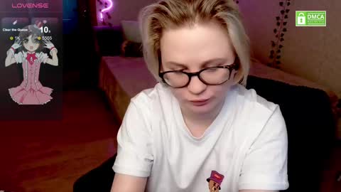 sunny mood online show from 02/11/25, 10:59