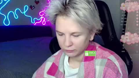 sunny mood online show from 11/16/25, 07:14