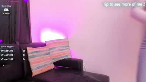 Snapshot of sunny_page chatting on 04/04/26, 04:00 Sunny Page online show from 04/04/26, 04:00