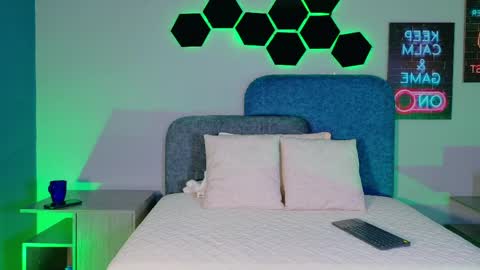 Sunny River online show from 04/04/26, 12:02