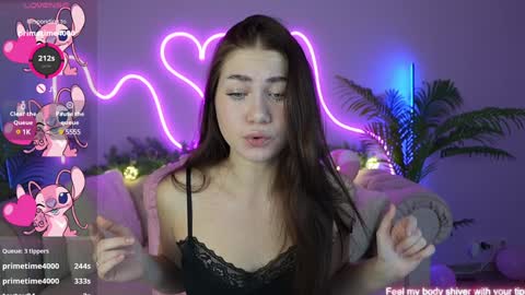 Snapshot of sunny_sweetyy chatting on 12/10/24, 02:28 S U N N Y online show from 12/10/24, 02:28