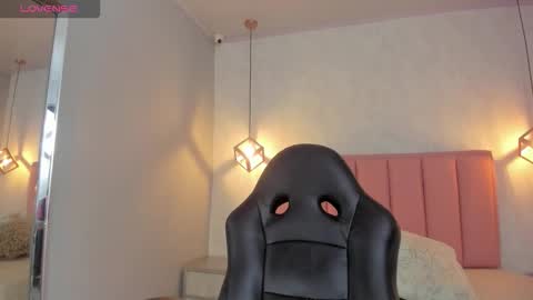  S U N N Y online show from 02/11/26, 11:37