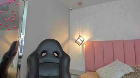  S U N N Y online show from 04/12/26, 12:43