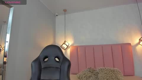  S U N N Y online show from 04/16/26, 12:50