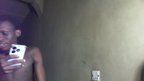 Sunnyblack2 online show from 11/22/25, 10:36