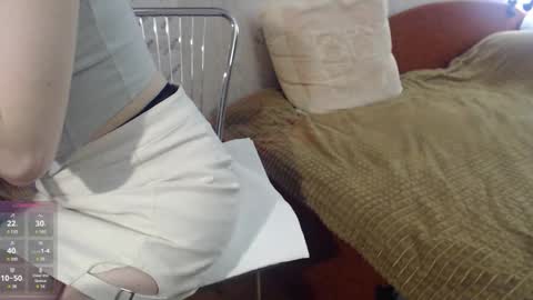 Alina   Streams Mon to Fri online show from 02/24/25, 09:41