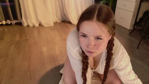 Snapshot of sunnyrisha chatting on 05/26/26, 05:25 Risha online show from 05/26/26, 05:25