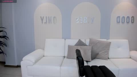 Sunny Rivers online show from 02/07/25, 06:45