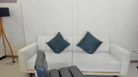 Sunny Rivers online show from 10/09/25, 04:38