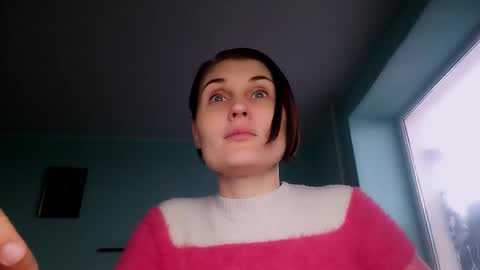 Snapshot of sunnysmile_ chatting on 01/14/26, 08:09 Nataly online show from 01/14/26, 08:09