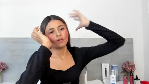 sunnywhitee online show from 03/25/26, 03:07