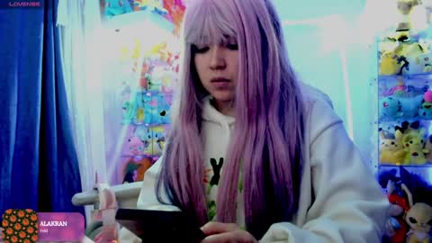 Snapshot of sunofureku_melody chatting on 12/06/24, 11:25 RAVENCLAU GIRL online show from 12/06/24, 11:25
