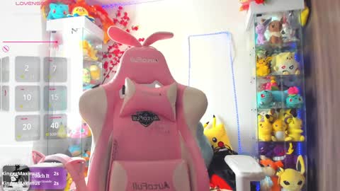 Snapshot of sunofureku_melody chatting on 01/07/25, 07:49 RAVENCLAU GIRL online show from 01/07/25, 07:49