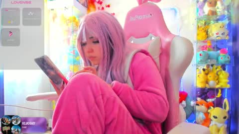 Snapshot of sunofureku_melody chatting on 01/22/25, 05:17 RAVENCLAU GIRL online show from 01/22/25, 05:17