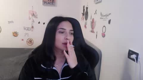 Snapshot of sunrocss chatting on 12/04/25, 10:46 sunrocss online show from 12/04/25, 10:46