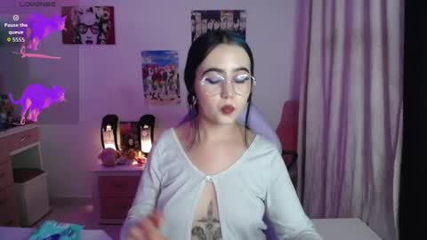 Snapshot of sunset_pienk chatting on 06/10/26, 04:01 Sunset online show from 06/10/26, 04:01