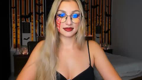 sunsetwithava online show from 10/30/25, 11:55