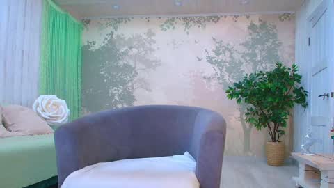 Snapshot of sunshine13_ chatting on 05/30/26, 05:26 Eva online show from 05/30/26, 05:26