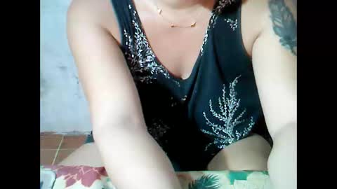 sunshine_38 online show from 10/05/25, 04:49