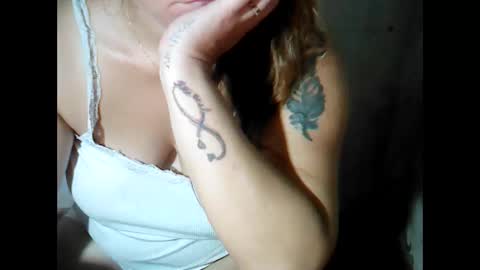 sunshine_38 online show from 10/15/25, 02:50