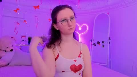 Snapshot of sunshine_blaze chatting on 02/07/26, 05:44 Alice online show from 02/07/26, 05:44