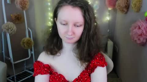 Snapshot of sunshine_blaze chatting on 05/22/26, 01:50 Alice online show from 05/22/26, 01:50