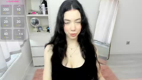 Snapshot of sunshine_bliss chatting on 07/15/26, 11:15 sunshine_bliss online show from 07/15/26, 11:15