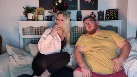Ava online show from 12/19/25, 11:45